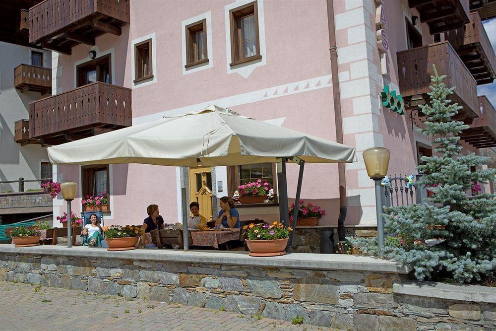 Garni Oasi Hotell Livigno Exteriör bild