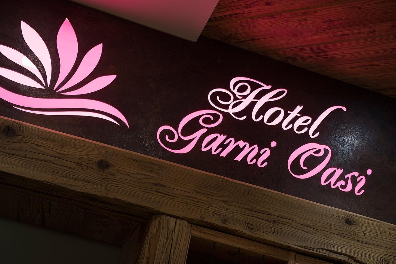 Garni Oasi Hotell Livigno Exteriör bild